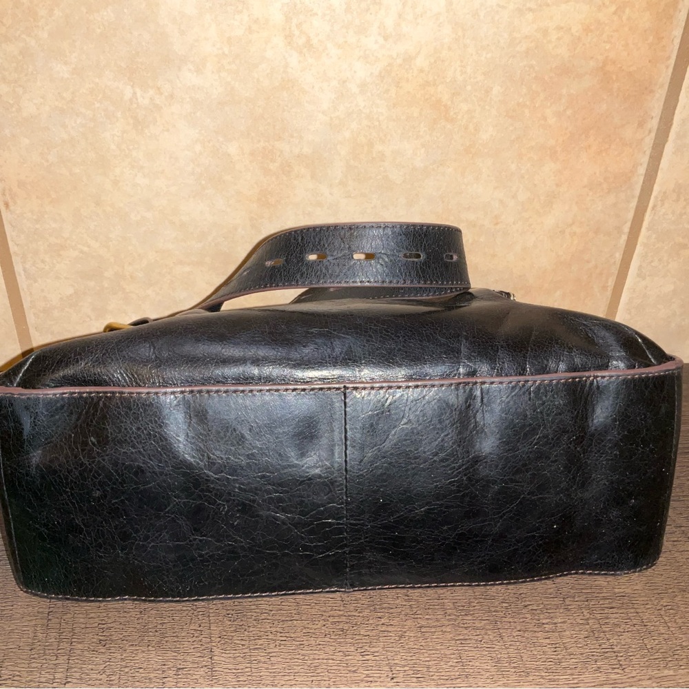 HOBO Harloh Black Leather Shoulder Bag w/ kiss-lock pocket Handbag - Picture 8 of 16